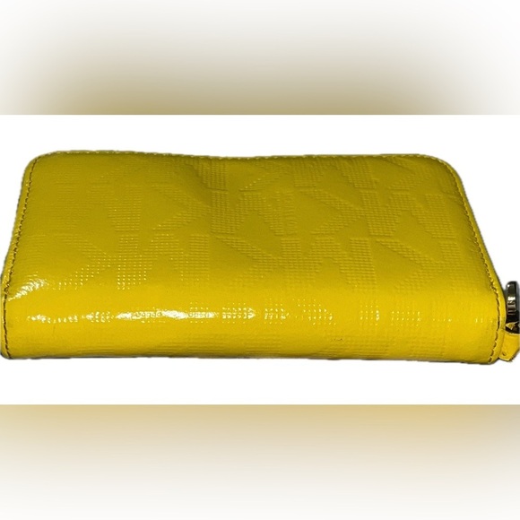Michael Kors Women’s Patent Leather Monogram Wallet Wristlet W/ Strap, Yellow - Picture 8 of 11